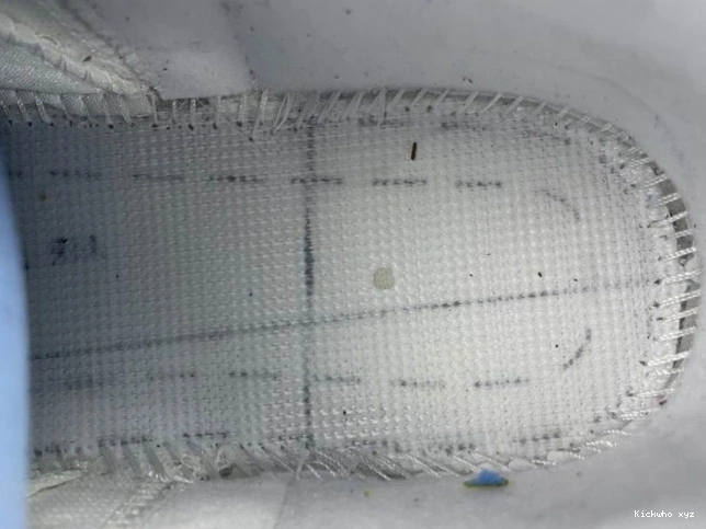 DB0733-190 12 RETRO EASTER AIR JORDAN LOW (2021) 0821